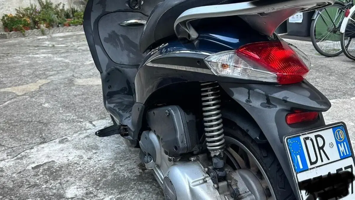 Piaggio Liberty 150 4T (2008 - 13)  (4)
