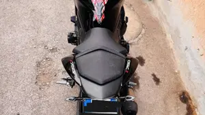 Kawasaki Z 750 ABS (2007 - 14)  (4)