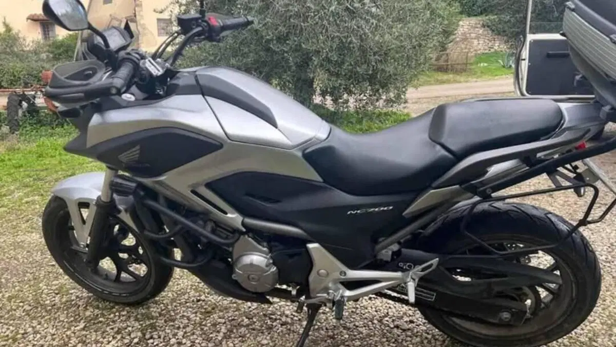 Honda NC700X ABS (2012 - 13)  (2)