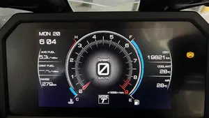 Yamaha T-Max 560 (2022 - 24)  (6)