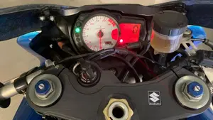 Suzuki GSX R 750 (2006 - 07)  (4)