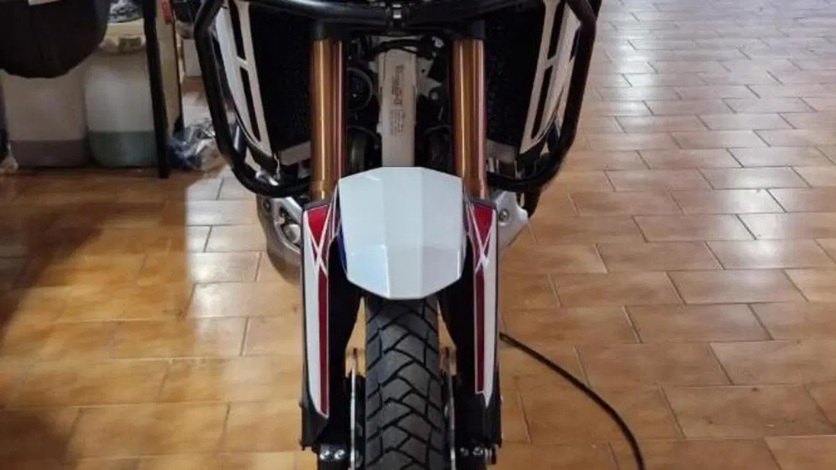 Honda Africa Twin CRF 1100L Adventure Sports Travel Edition (2022 - 23)  (6)