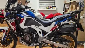 Honda Africa Twin CRF 1100L Adventure Sports Travel Edition (2022 - 23)  (9)
