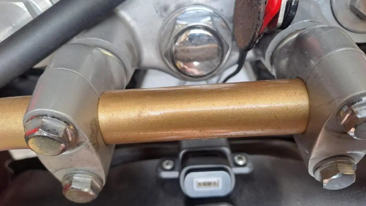 Honda Africa Twin XRV 750 (1996 - 02)  (6)