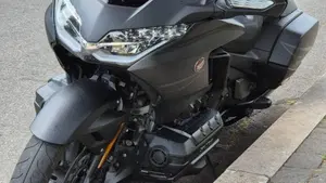 Honda GL 1800 Gold Wing 50° Anniversario (2025 - 26)  (3)