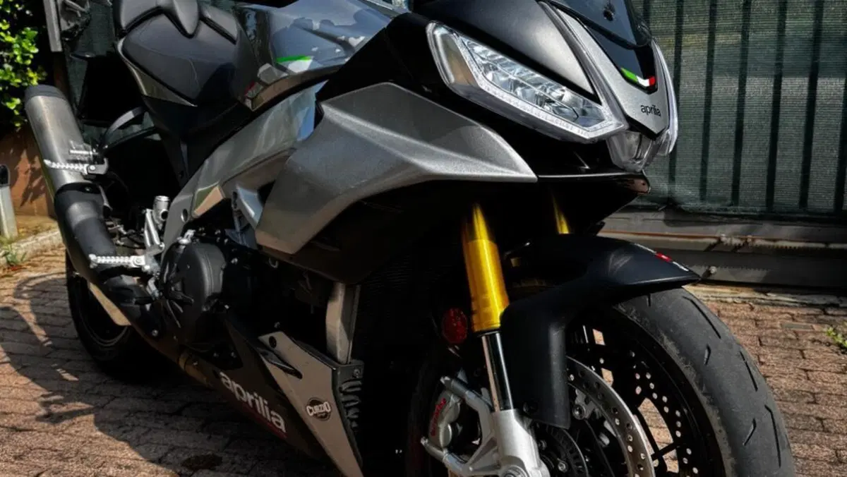 Aprilia Tuono V4 (2021 - 24) 