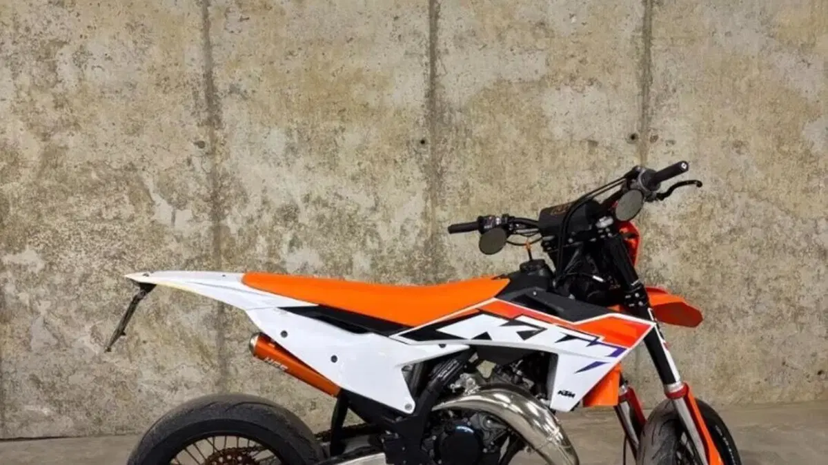 KTM 125 SX (2023)  (7)
