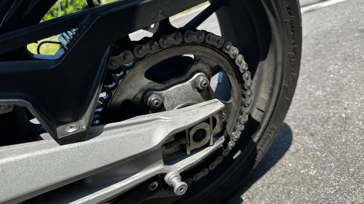 Aprilia Dorsoduro 750 (2009 - 14)  (6)