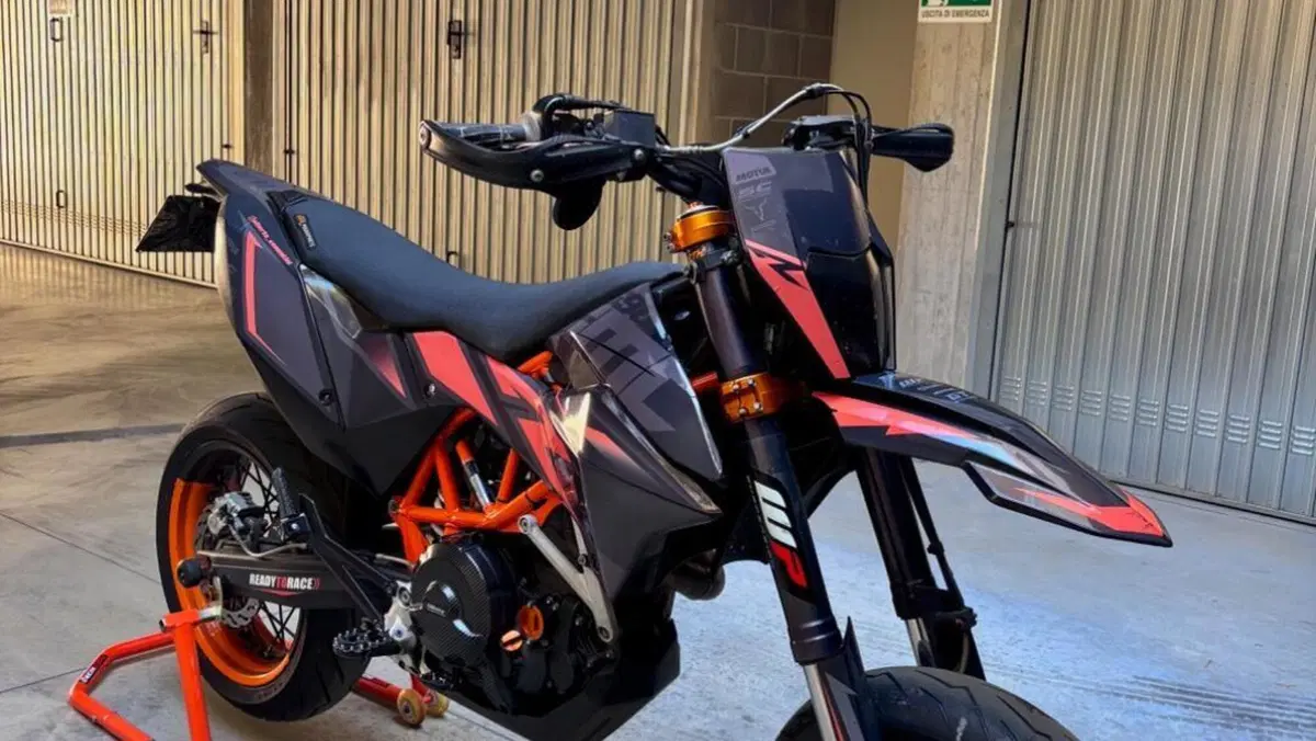 KTM 690 SMC (2008- 11)  (2)