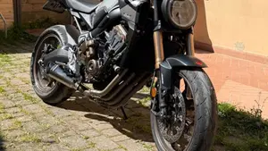 Honda CB 650 R E-Clutch (2024 - 26) 