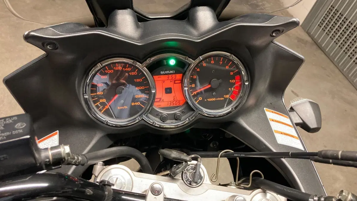 Suzuki V-Strom 1000 (2006 - 16)  (8)