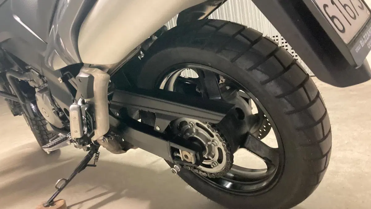 Suzuki V-Strom 1000 (2006 - 16)  (11)
