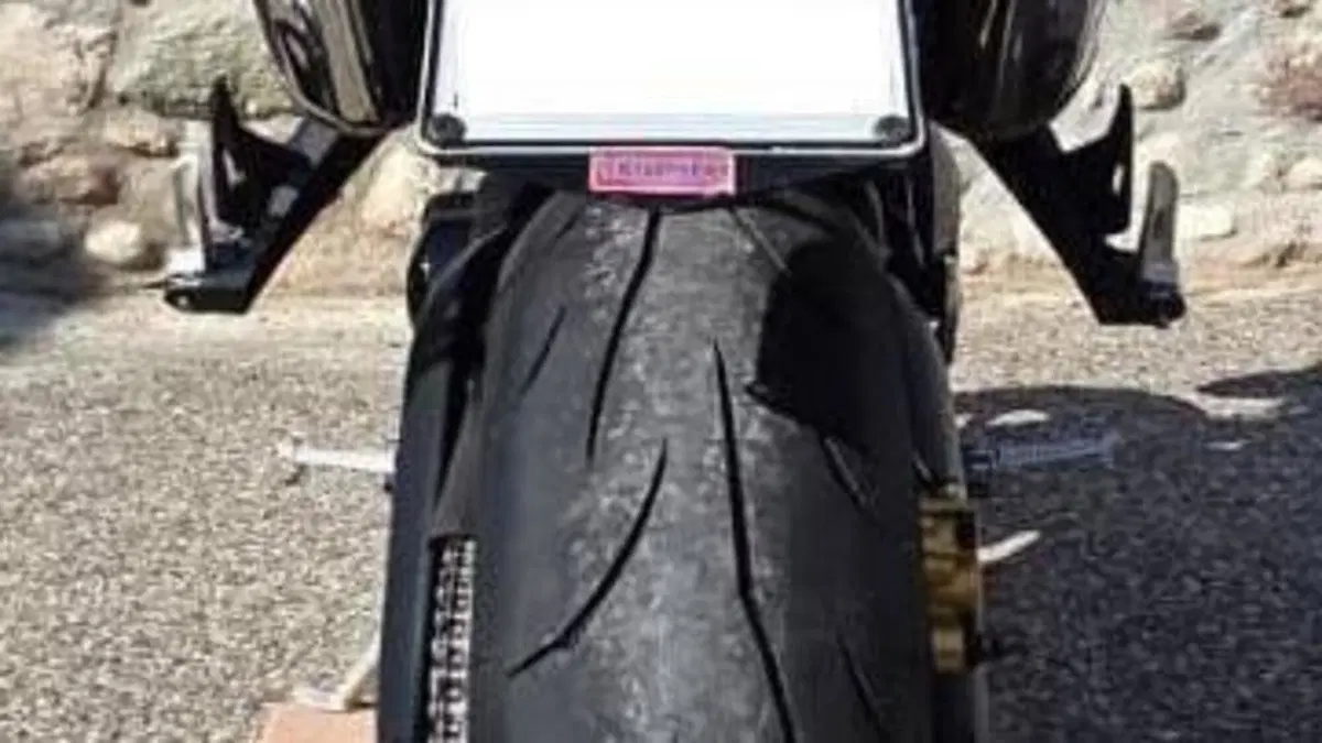 Triumph Street Triple (2007 - 12)  (4)
