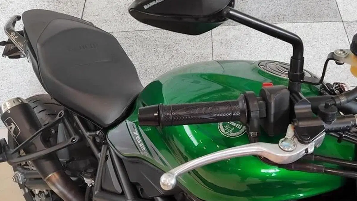 Benelli 752 S (2019 - 20)  (4)