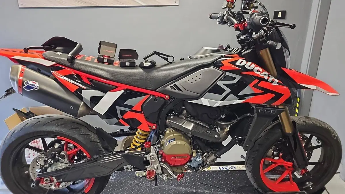 Ducati Hypermotard 698 Mono RVE (2024 - 26) 