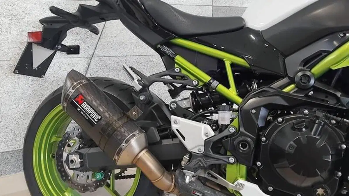 Kawasaki Z 900 Performance (2021 - 24)  (9)
