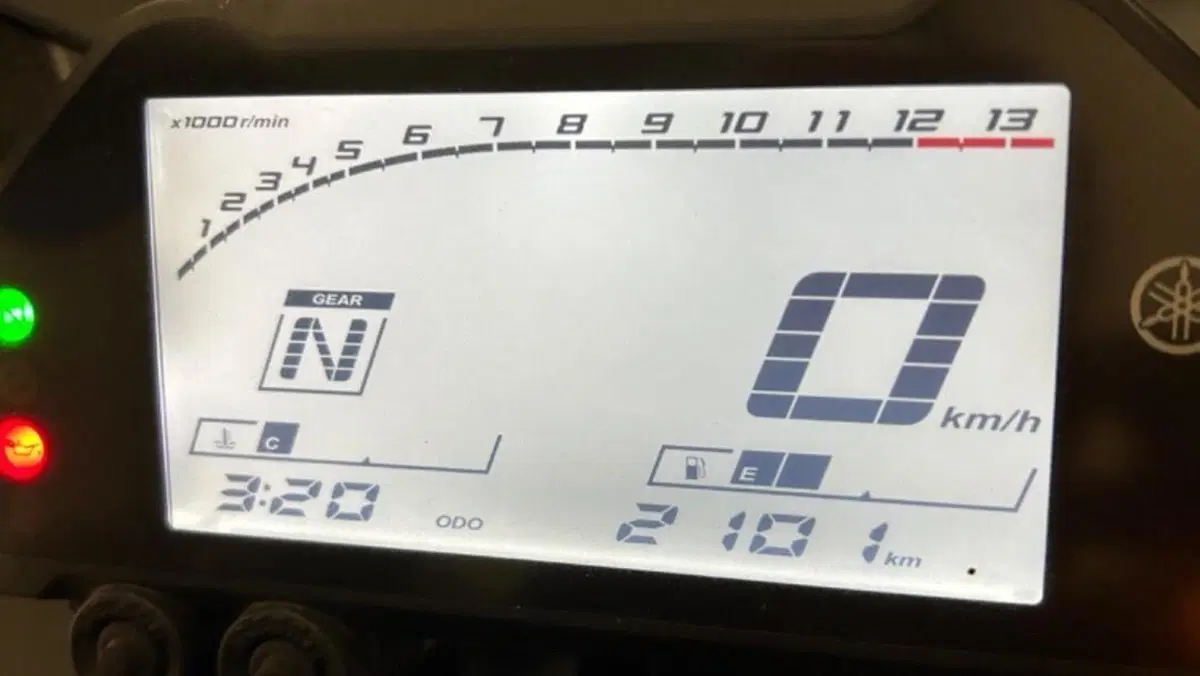 Yamaha YZF R3 (2021 - 24)  (3)