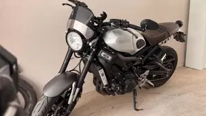 Yamaha XSR 900 ABS (2016 - 20)  (8)