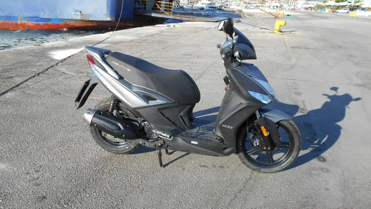 Kymco Agility 200i R16 + (2021 - 25)  (4)