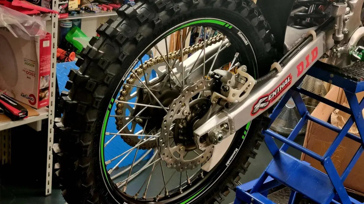 Kawasaki KX250F (2008)  (10)