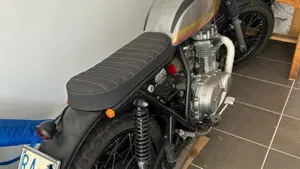 Kawasaki   (4)