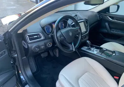 Maserati Ghibli Ghibli V6 (7)