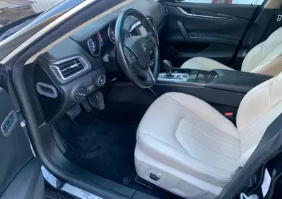 Maserati Ghibli Ghibli V6 (8)