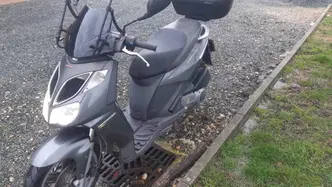 Aprilia Sportcity 250