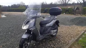 Aprilia Sportcity 250  (5)