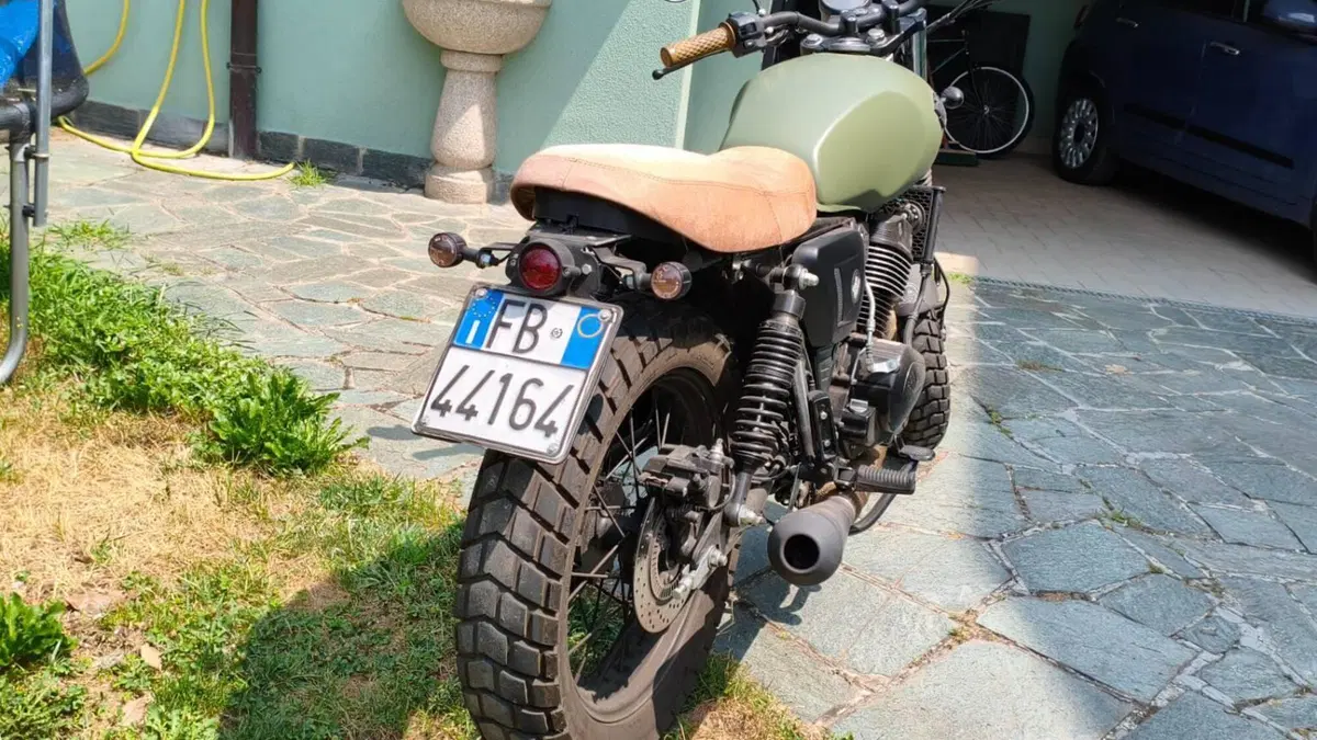 Archive Motorcycle AM 90 SP 250 Scrambler (2023 - 26)  (4)