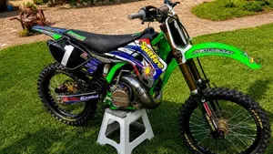 Kawasaki KX250 L4 (2002)  (4)