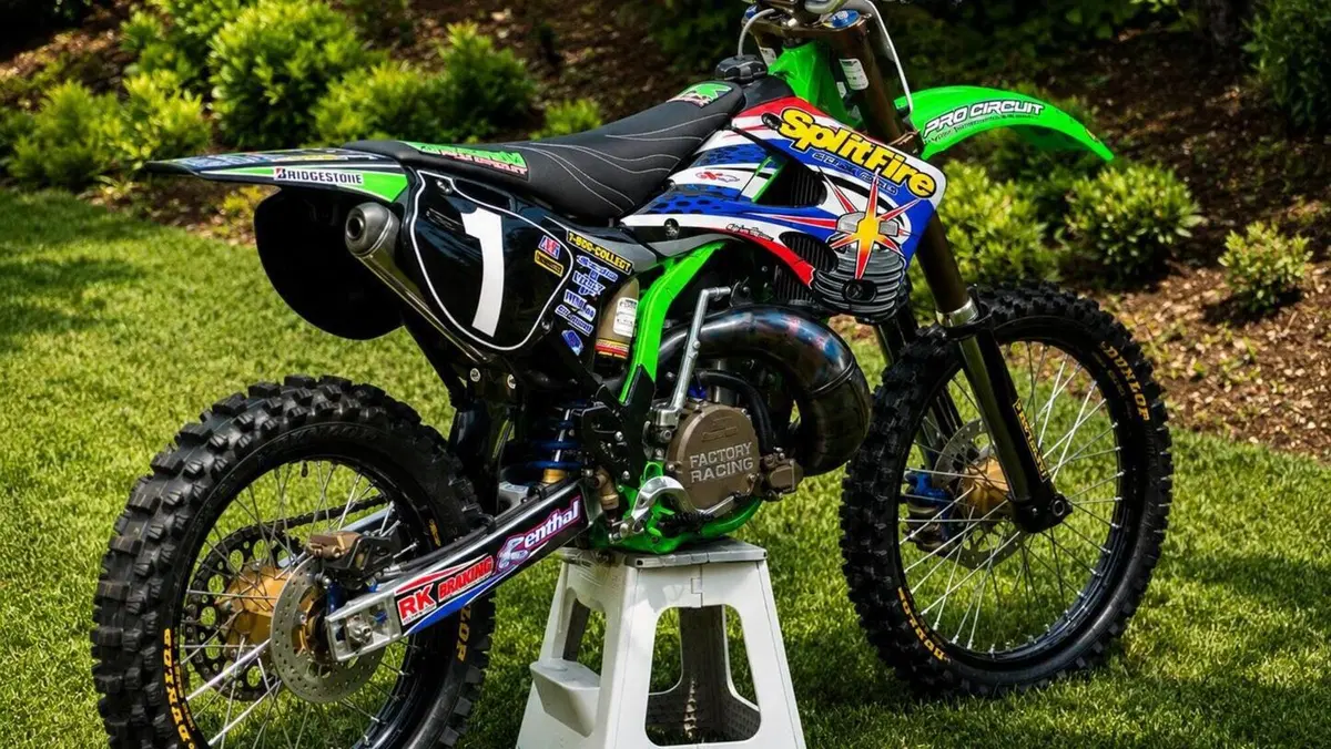 Kawasaki KX250 L4 (2002)  (6)