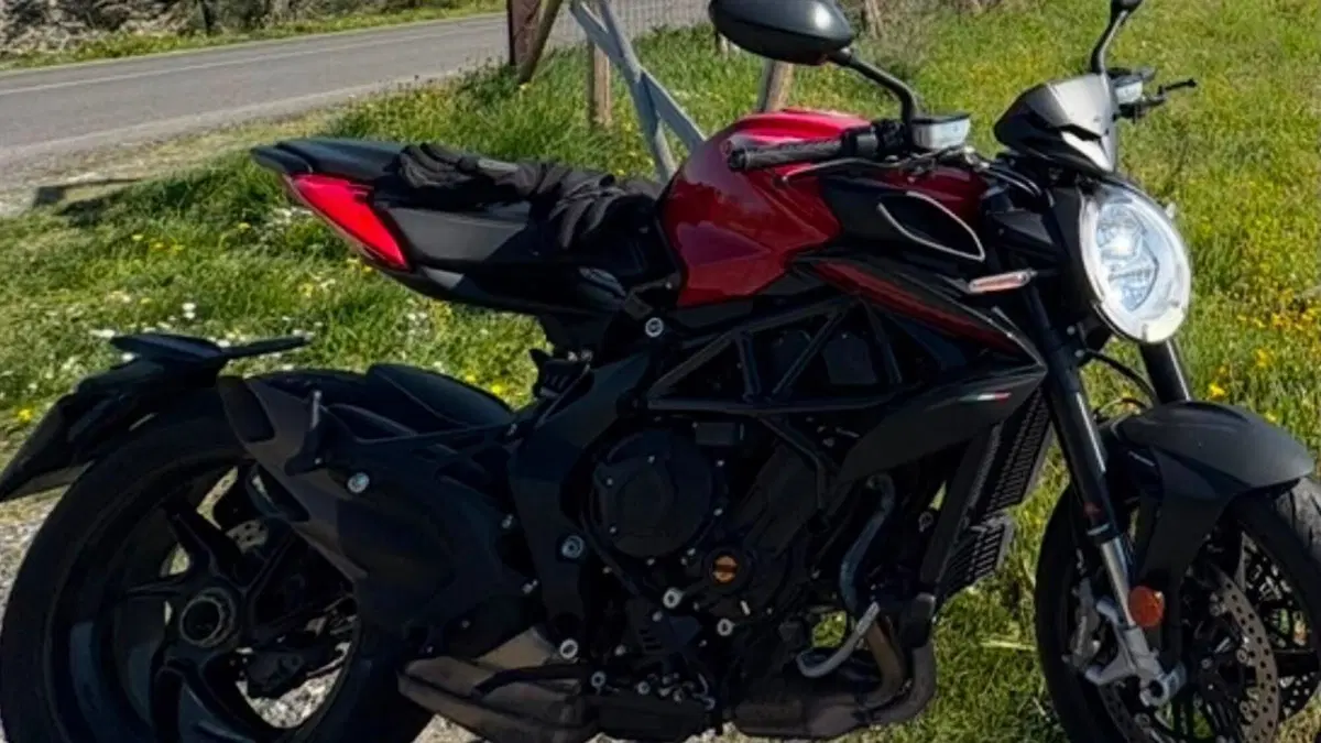 MV Agusta Brutale 800 R (2023 - 25)  (3)
