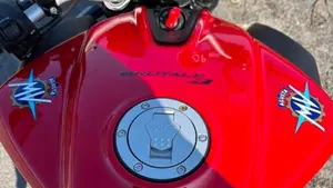MV Agusta Brutale 800 R (2023 - 25)  (2)