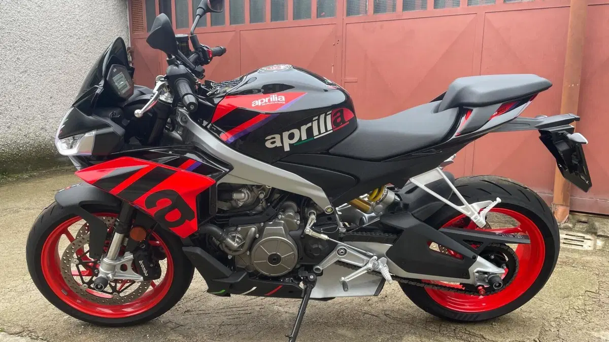 Aprilia Tuono 660 Factory (2022 - 24)  (3)