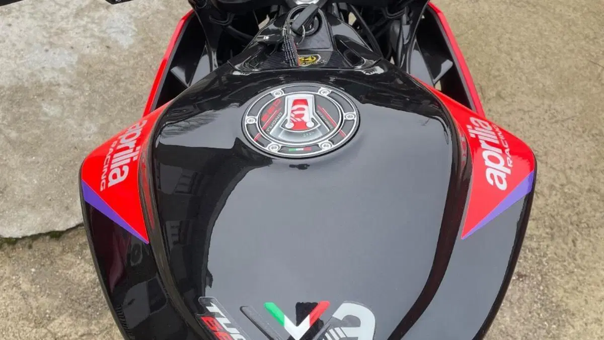 Aprilia Tuono 660 Factory (2022 - 24)  (5)