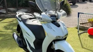 Honda @ 125 ES (2000 - 04)  (6)