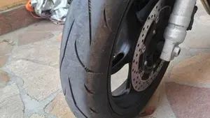 Yamaha FZ6 Fazer (2004 - 07)  (2)