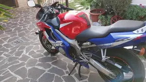 Honda CBR 600 F (2001 - 06)  (3)