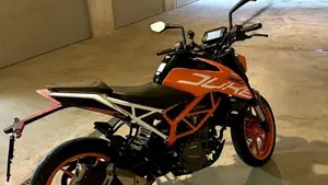 KTM 390 Duke (2021 - 23)  (3)