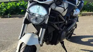 Ducati Monster 696 Plus (2007 - 14)  (2)