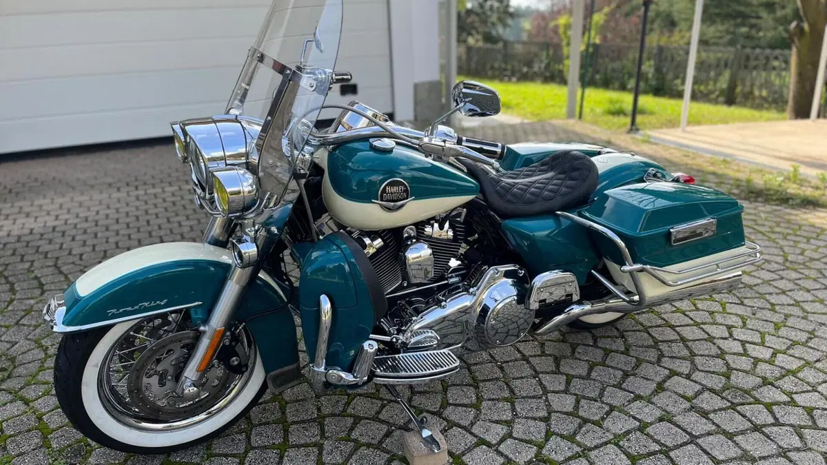 Harley-Davidson 1584 Road King Classic (2007 - 11) - FLHRCI  (5)