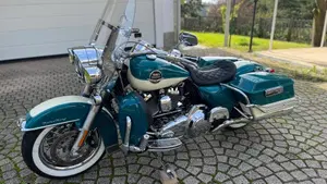Harley-Davidson 1584 Road King Classic (2007 - 11) - FLHRCI  (5)
