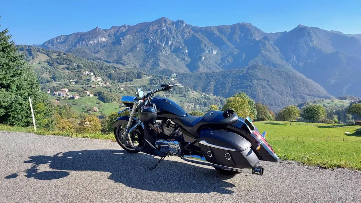 Victory Cross Roads Hard Bags (2011 - 14) 