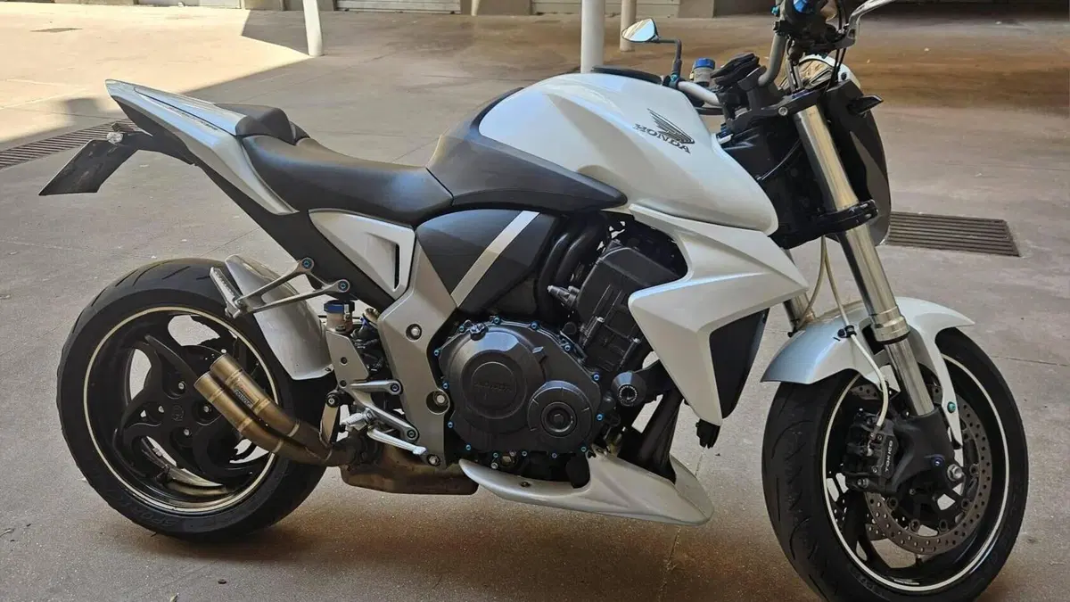 Honda CB 1000 R (2008 - 10)  (11)