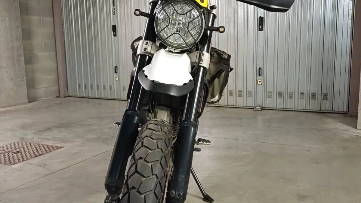 Ducati Scrambler 800 Desert Sled (2017 - 20)  (3)