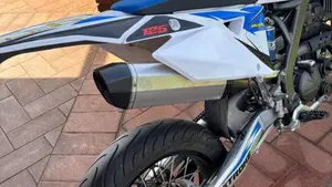 Valenti Racing SM 125 Z (2023 - 26)  (3)