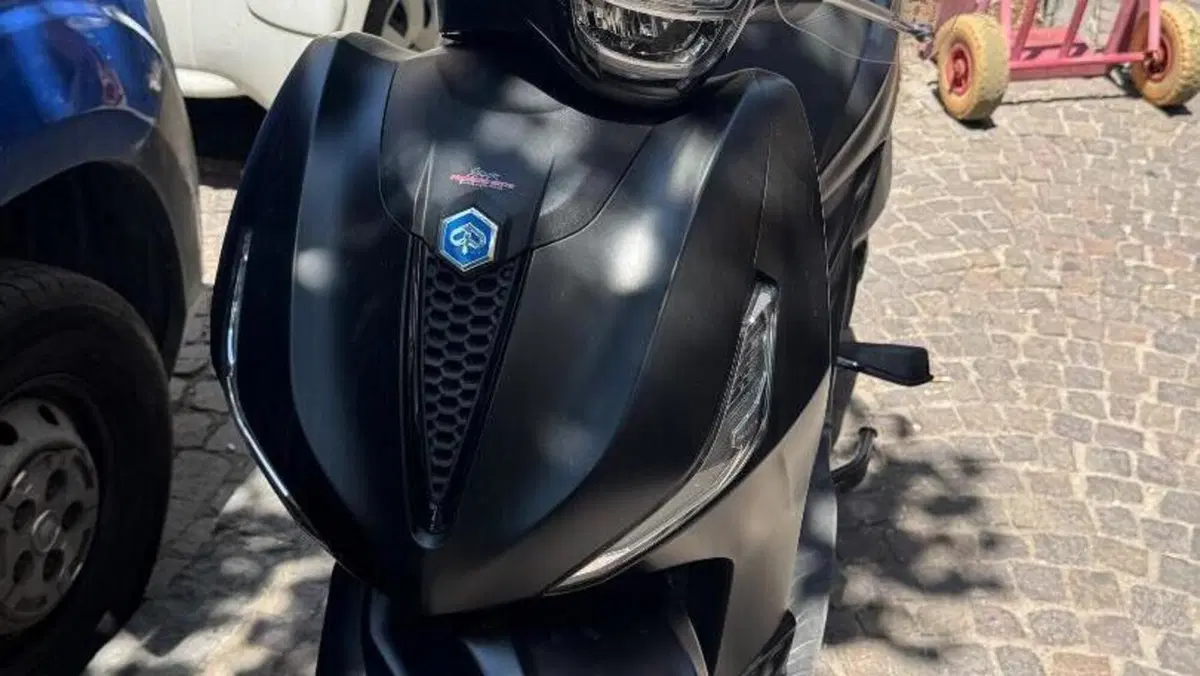 Piaggio Beverly 310 (2025 - 26)  (3)