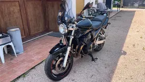 Suzuki GSF 650 Bandit (2005 - 06)  (2)