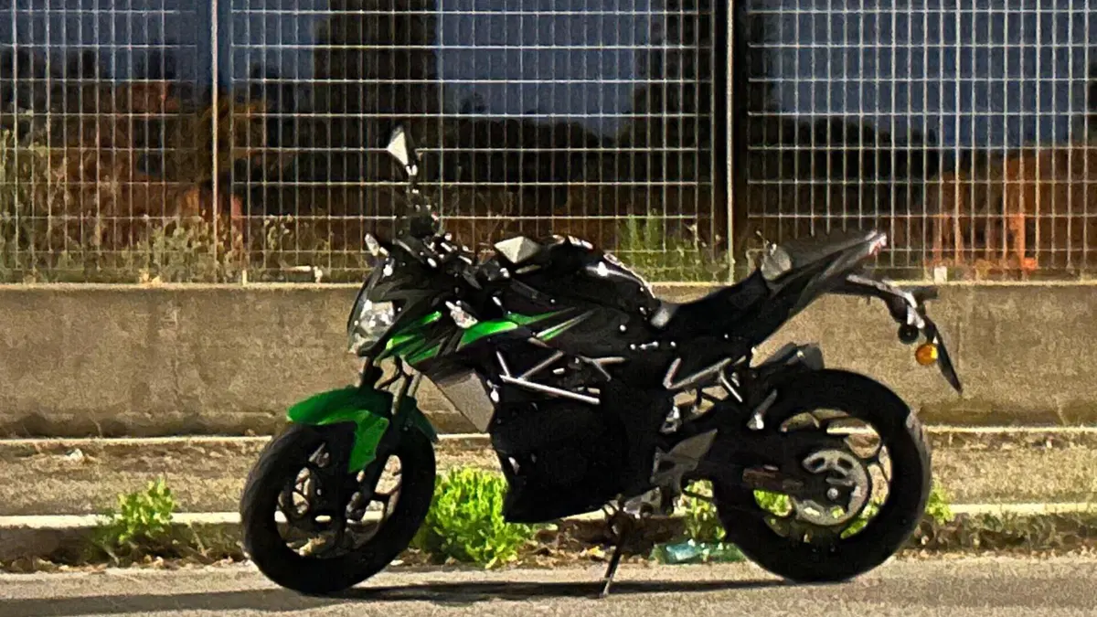 Kawasaki Z 125 (2021 - 24)  (2)